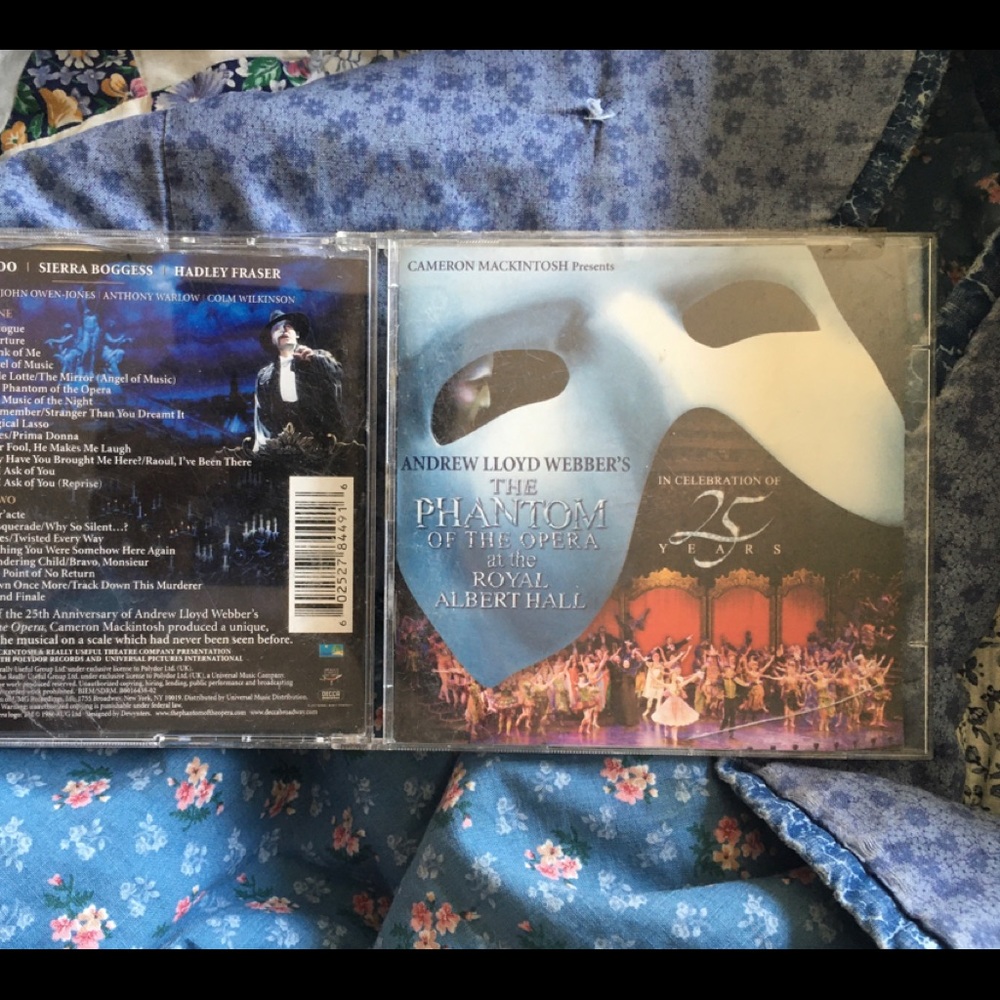 3 CD’s Phantom of the Opera Pursuit of Happyness + - Picture 2 of 9